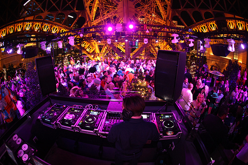 Chateau Nightclub DJ